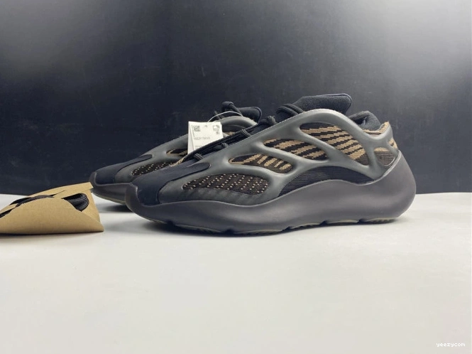 ADIDAS 700 YEEZY GY0189 V3 0915